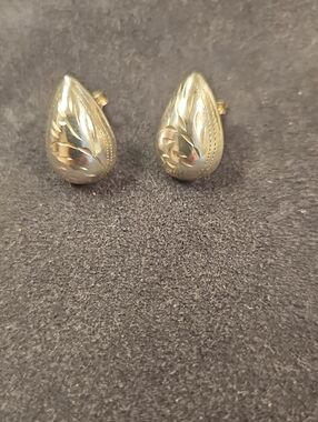 .925 Silver stamped Teardrop Stud Earrings